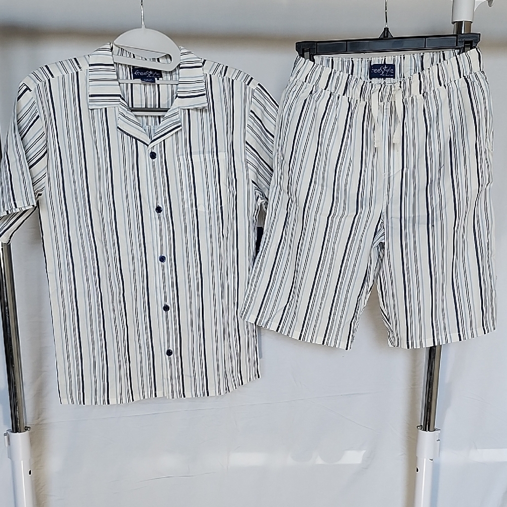 Freestyle Revolution Navy and White Striped Set